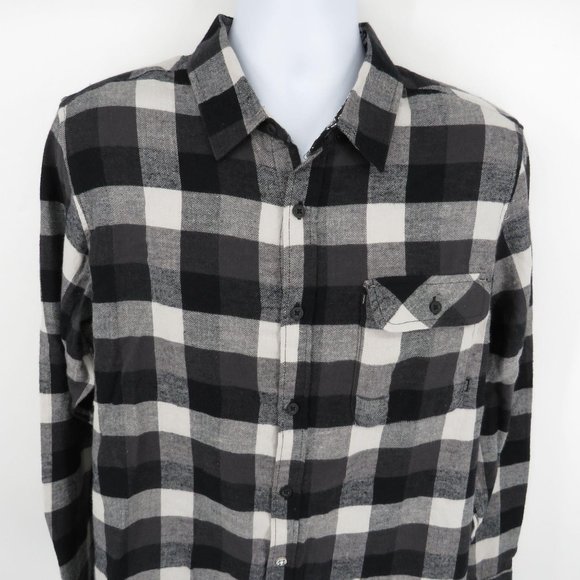 Amplify Mens Button Up Black White Flannel Shirt Large NWT $38 - Picture 3 of 4